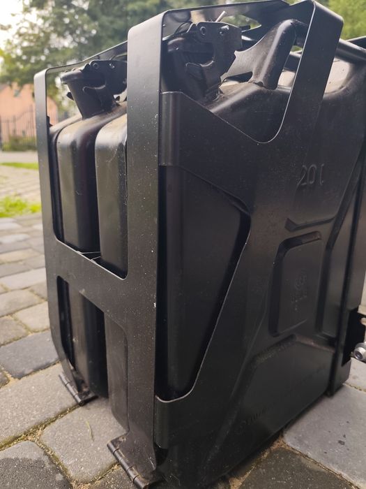Kanister na diesel do kampera traktora lub auta terenowego