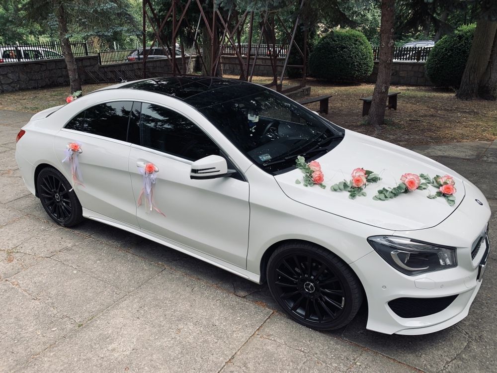 Mercedes do ślubu Auto do ślubu mercedes AMG CLA + Dekoracje weselne