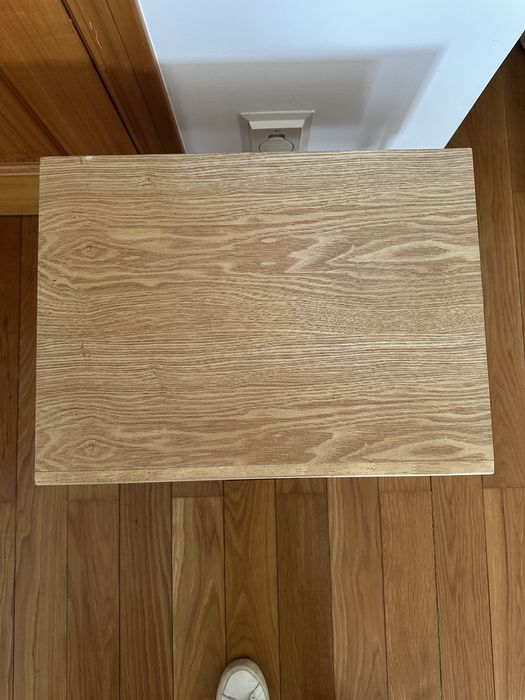 Mesa de cabeceira