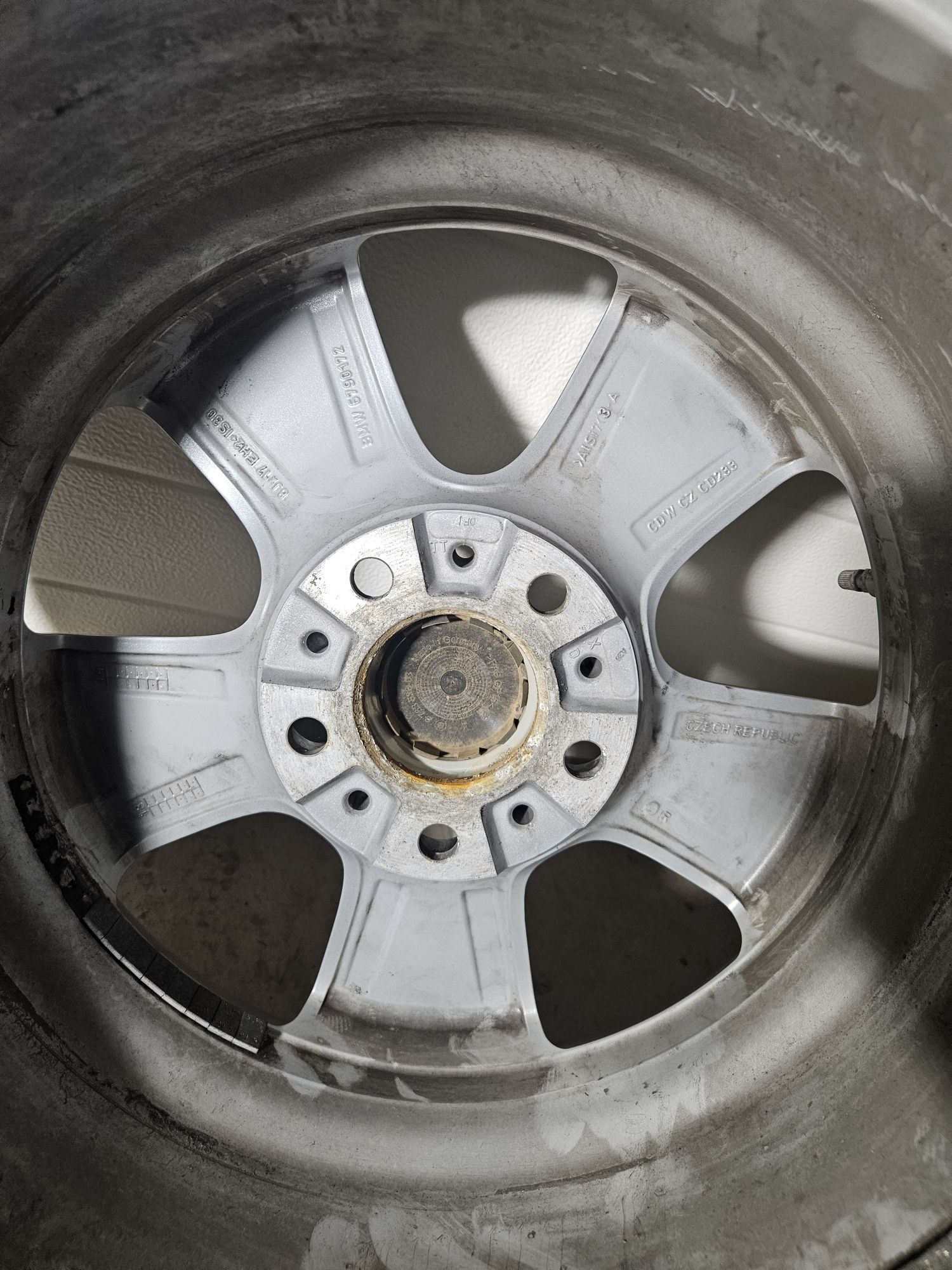 Kola zimowe Oryginalne BMW F10 F11 5x120 8J R17 Et 30
