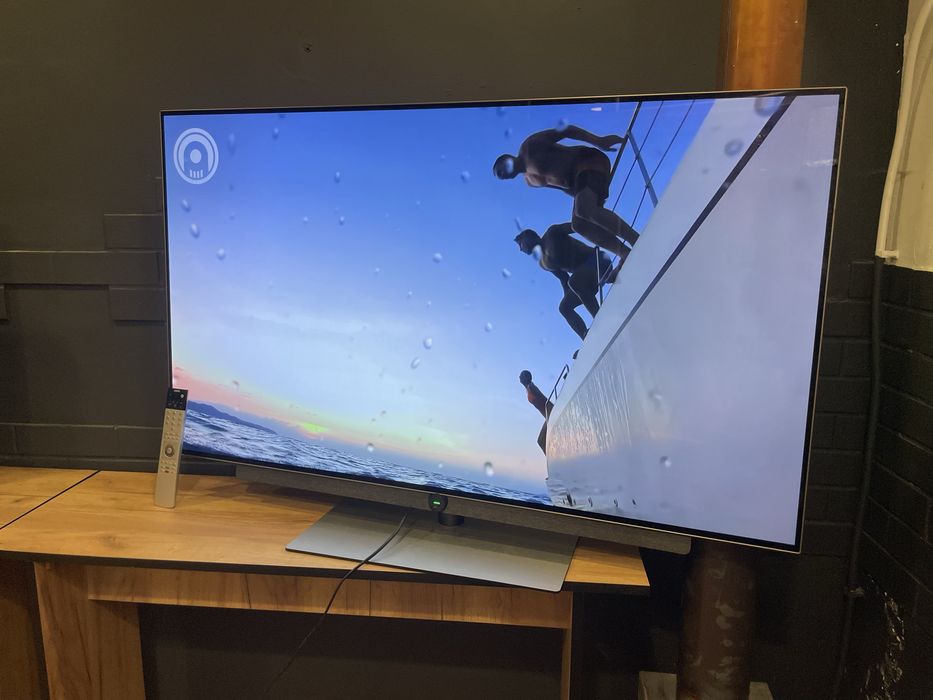Телевізор Loewe OLED 55 Smart tv