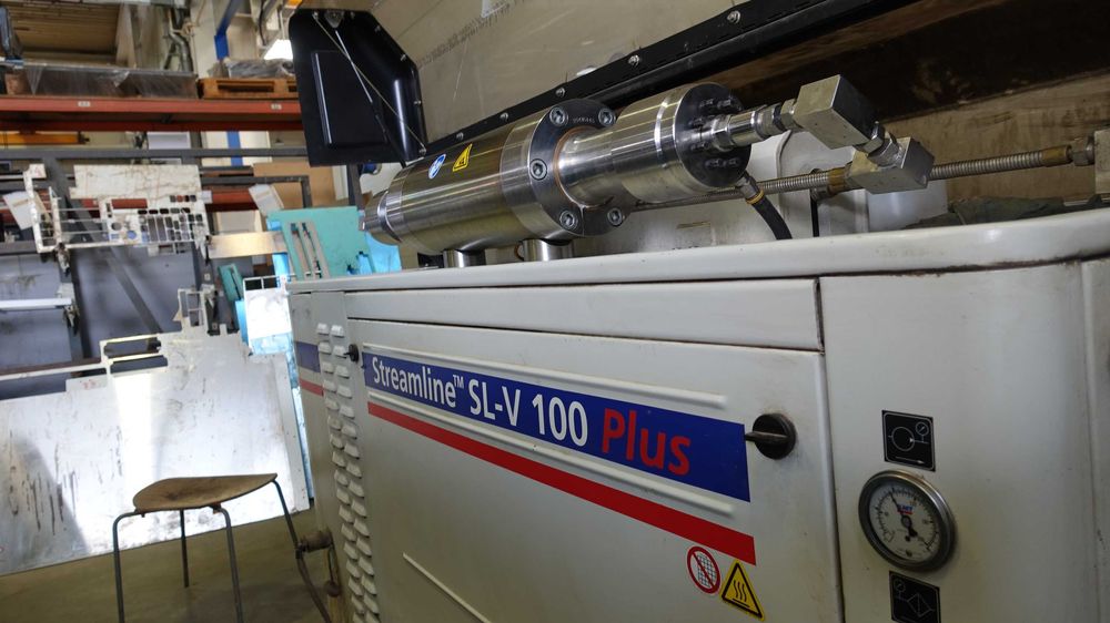 Maszyna do cięcia wodą Water Jet