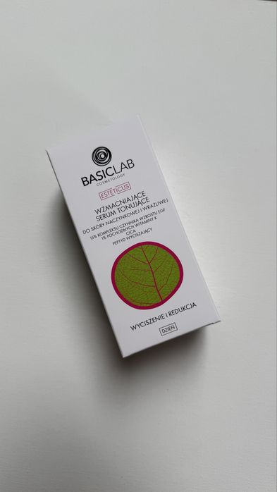 Basic Lab Wzmacniające serum tonujące do skóry naczynkowej i wrażliwej