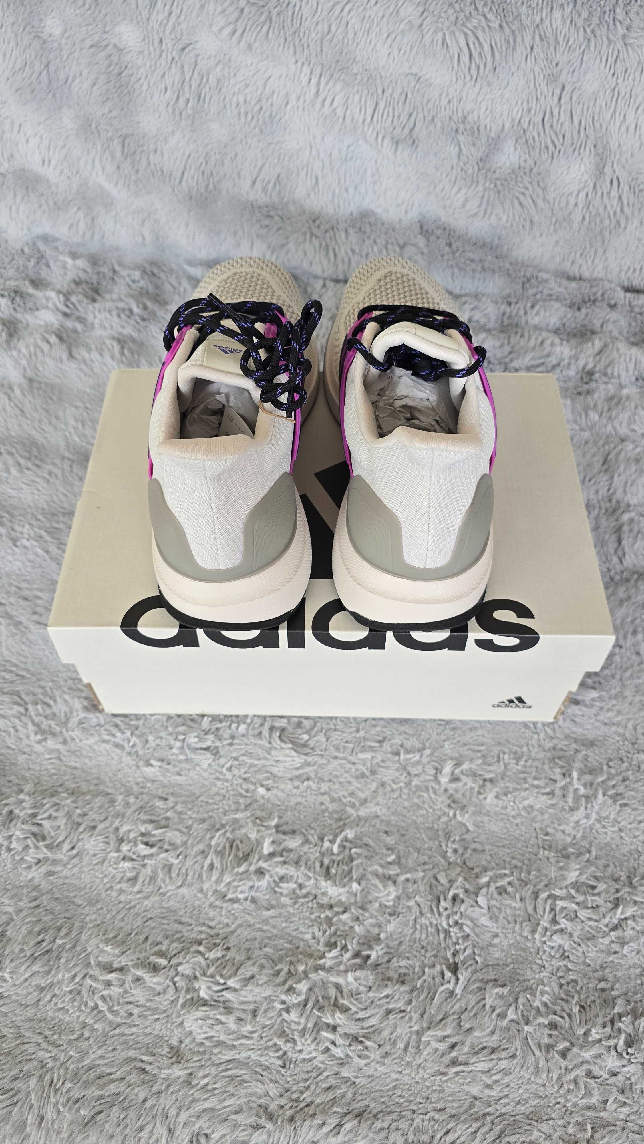 Оригінальні кросівки adidas Ubounce DNA