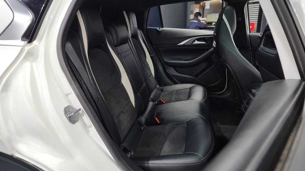 Infiniti Q30 2.0 Premium Sport