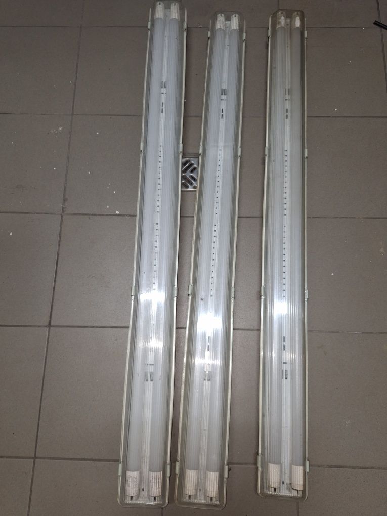 Lampy świetlówki 120 cm po demontażu 3 lata w pełni sprawne