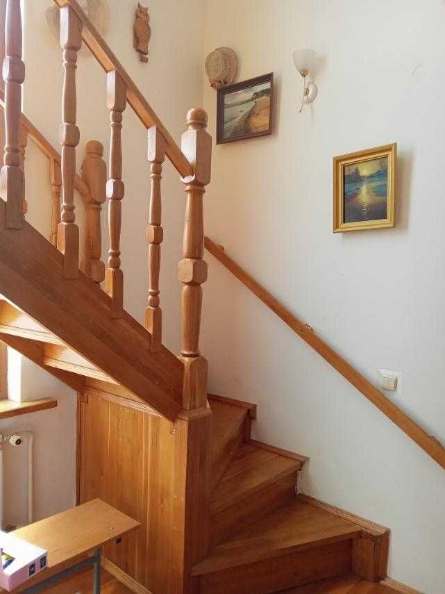Здається будинок 100 кв.м, р-н Старого міста. Все є. Добрий стан.