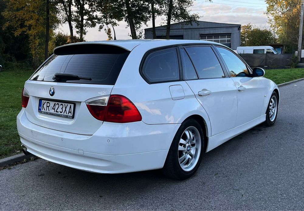 BMW E91 320d, rok 2008