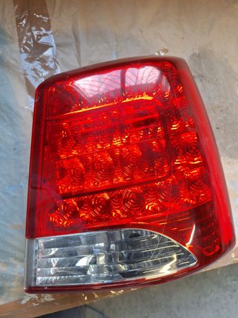 Lampa tylna prawa.  Kia Sorento ll