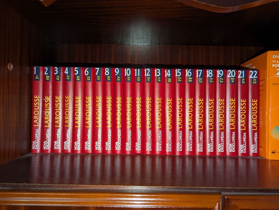 Nova enciclopédia Larousse