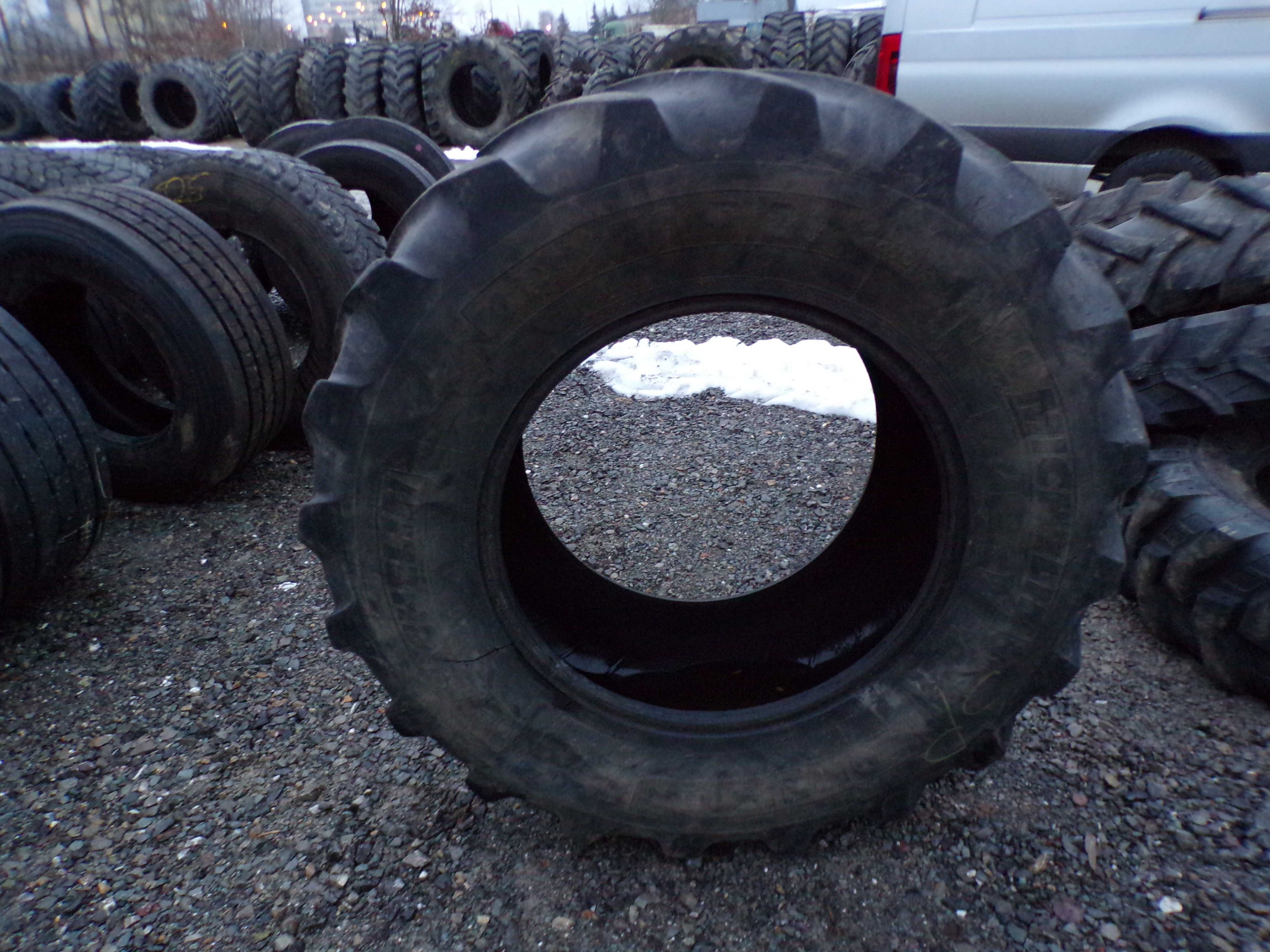 Opona 480/70R28 MICHELIN OMNIBIB  (950 netto)