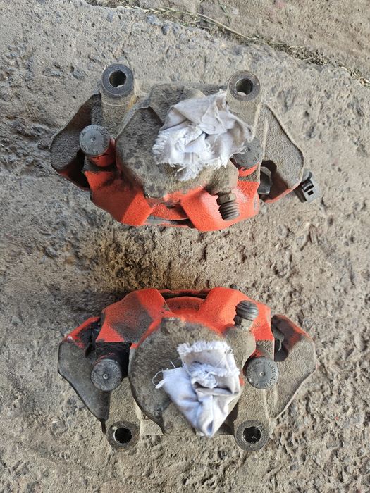 Передні супорта/диски 288 Octavia tour