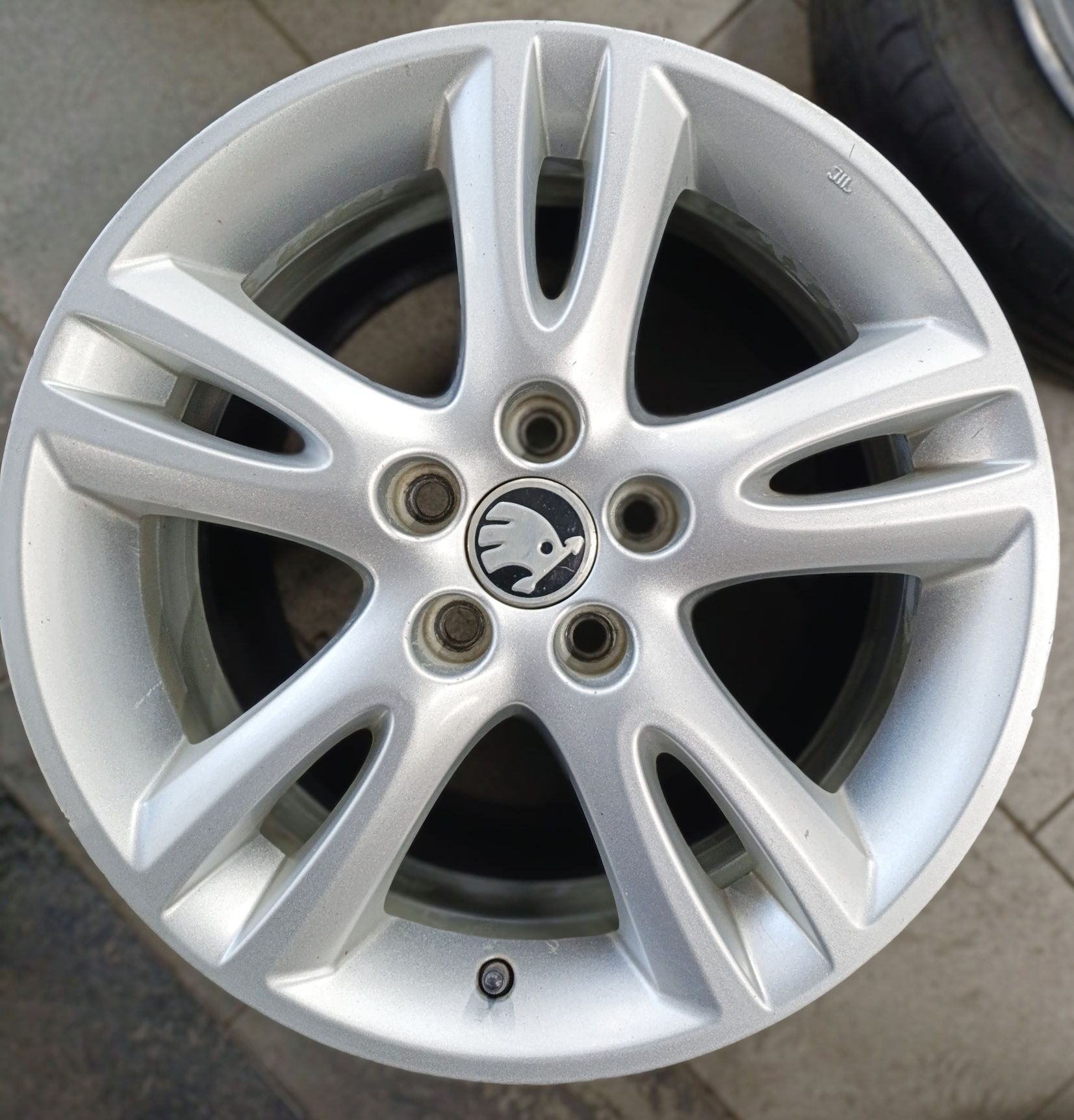 Продаж оригінальних дисків 16" 6½J  5×100  dia 57.1 ET 43