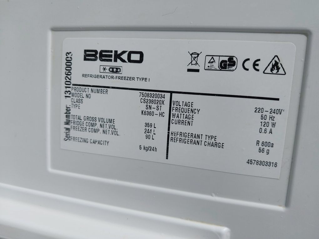 Lodówka z dolnym zamrażalnikiem Beko CS 238020X