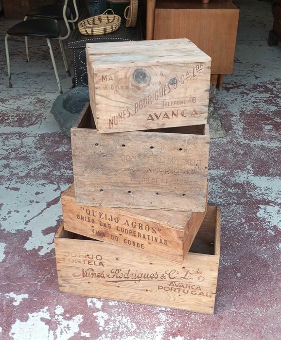 Antigas caixas Queijos Manteiga em madeira