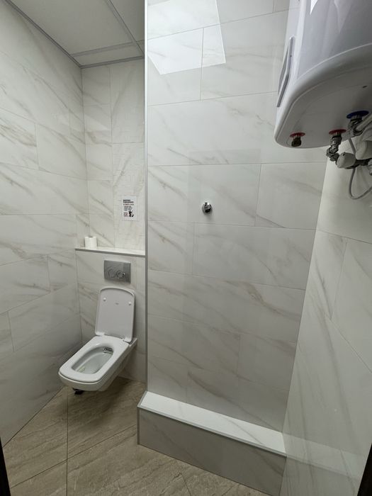 Здам офіс в бізнес-центрі "Summit" вул. Грушевського, 9б.