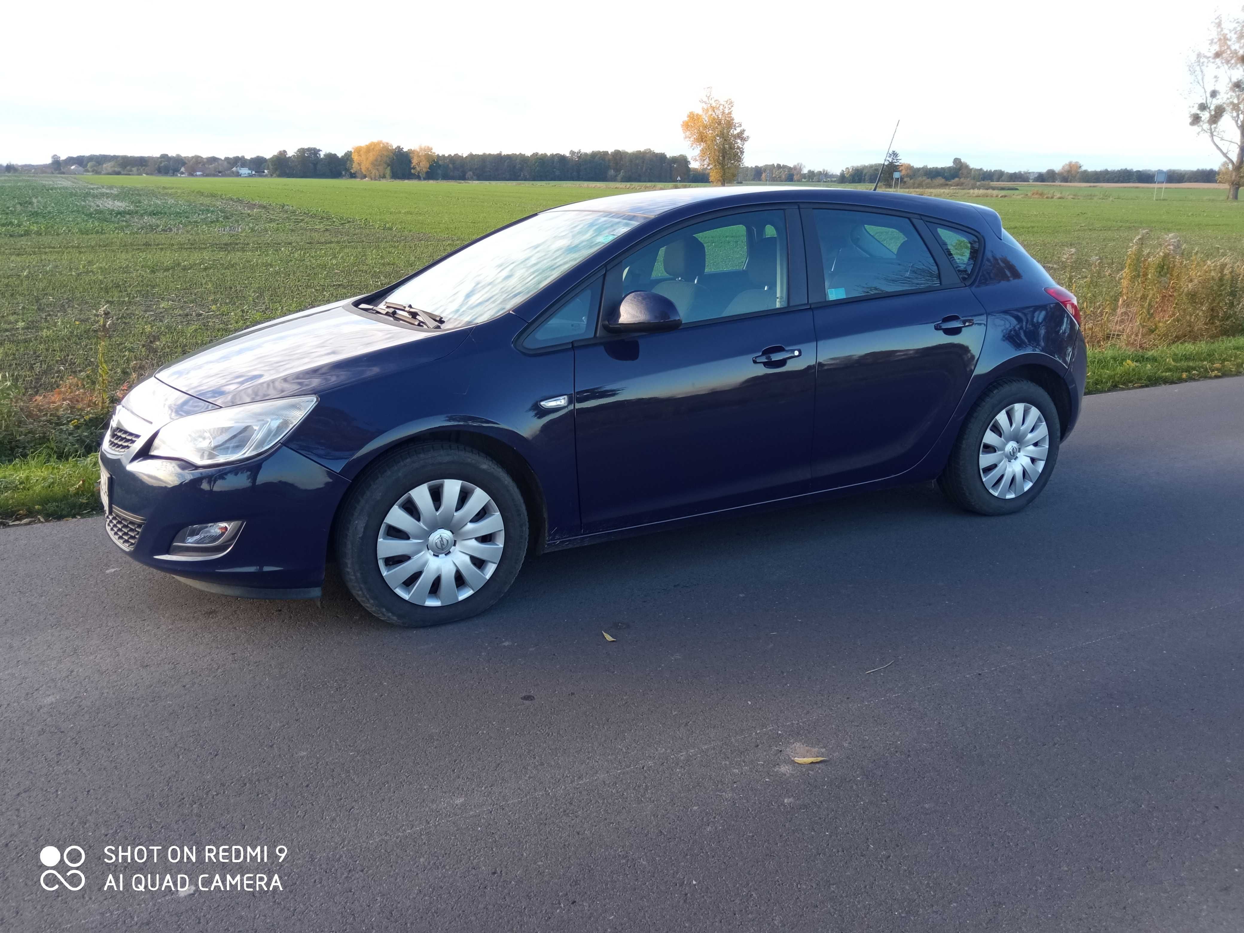 Opel Astra J IV 2012r 1.6 16V