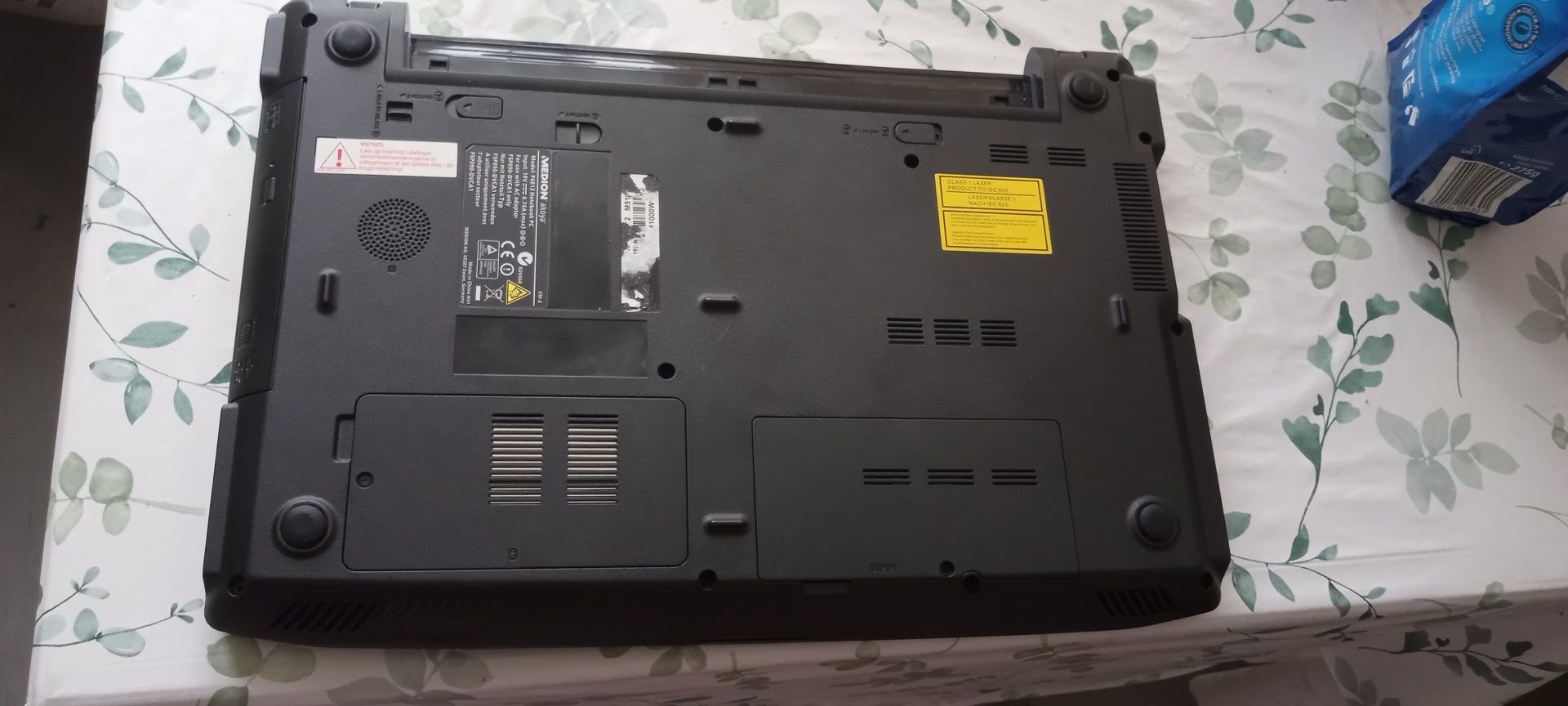 Laptop Medion Akoya na części