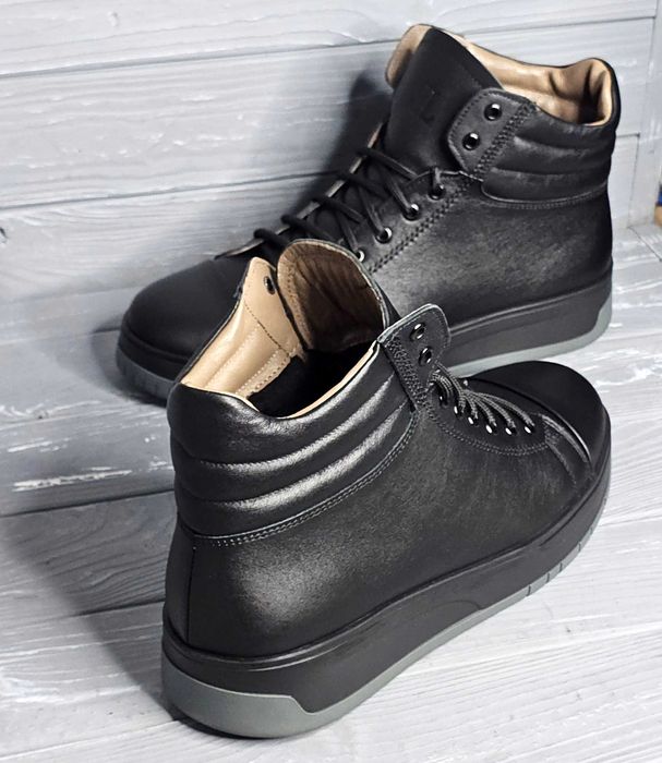 Кожаные мужские зимние черные кеды / ботинки на меху ТМ Level!!!