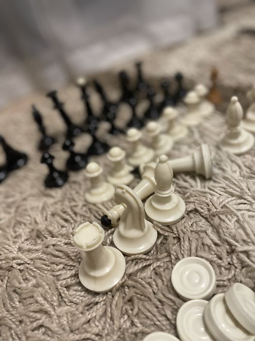 Продам шахи, шашки. Бу.