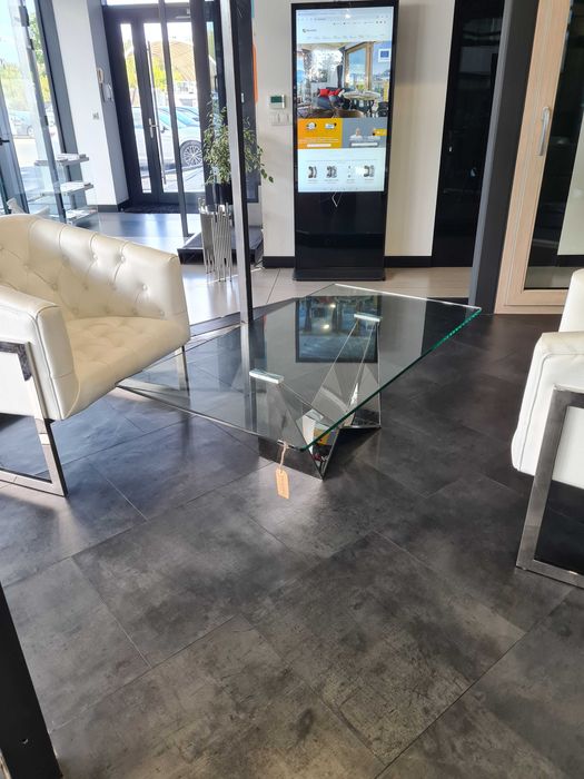 Designerski stolik kawowy ze szkła