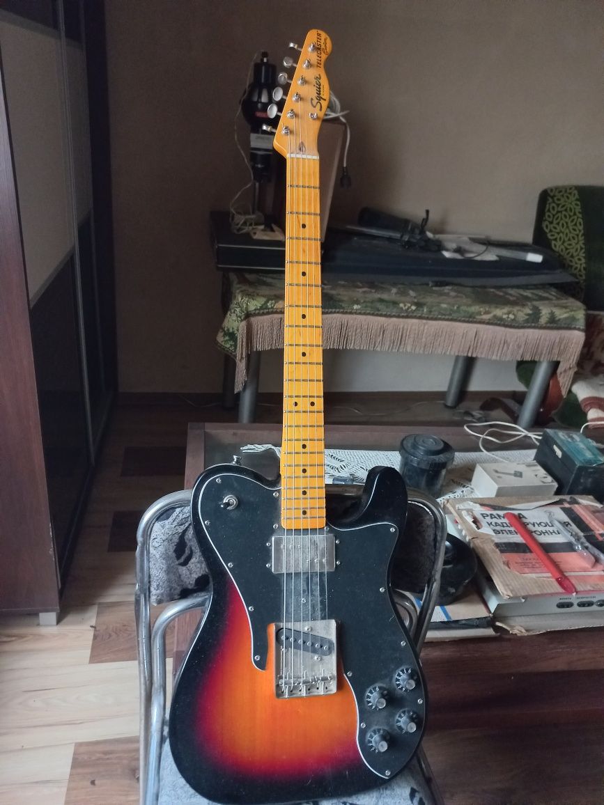 Squier fender telecaster custom