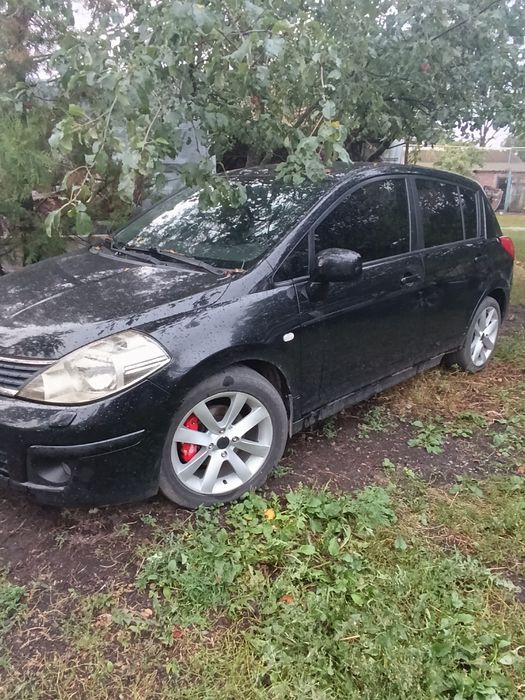 Продам Nissan Tiida