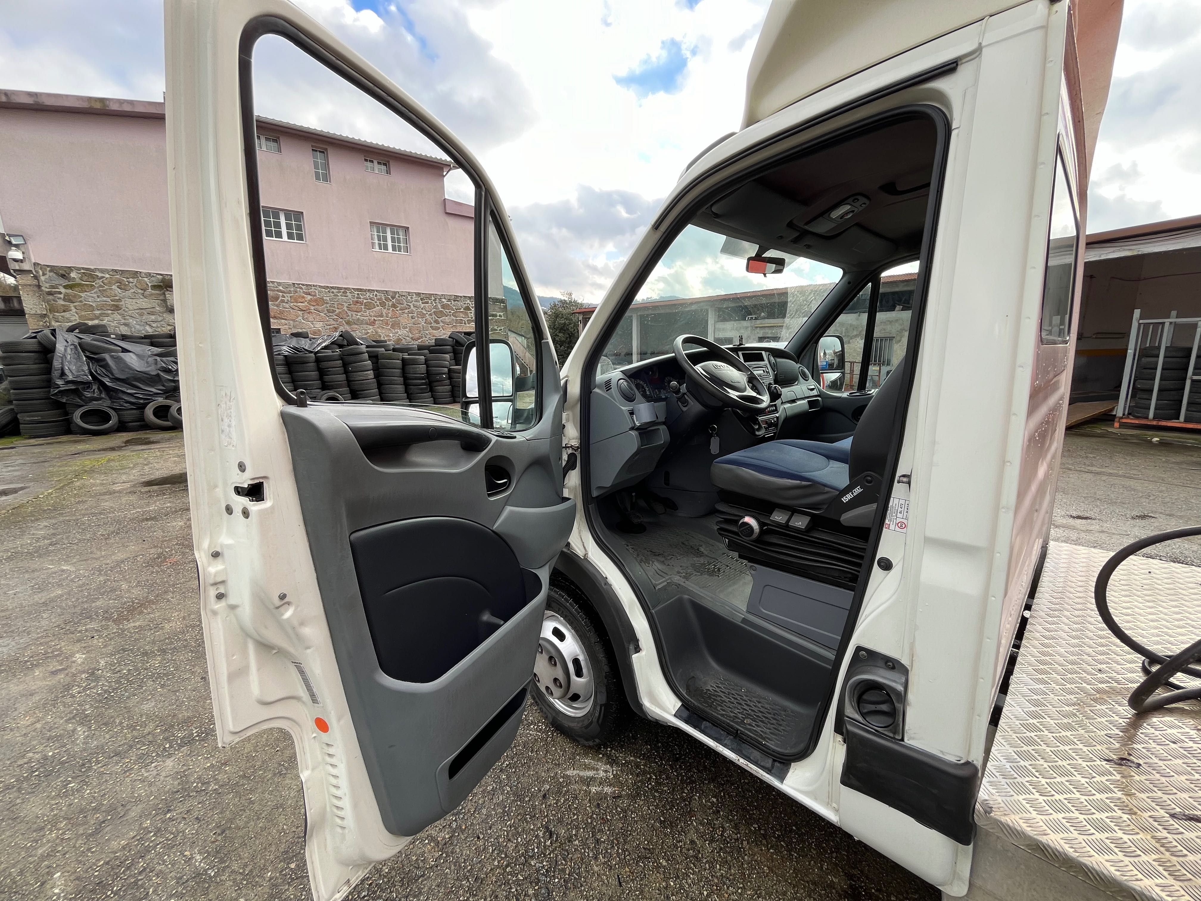 Iveco Daily 40C18 Mini-TIR