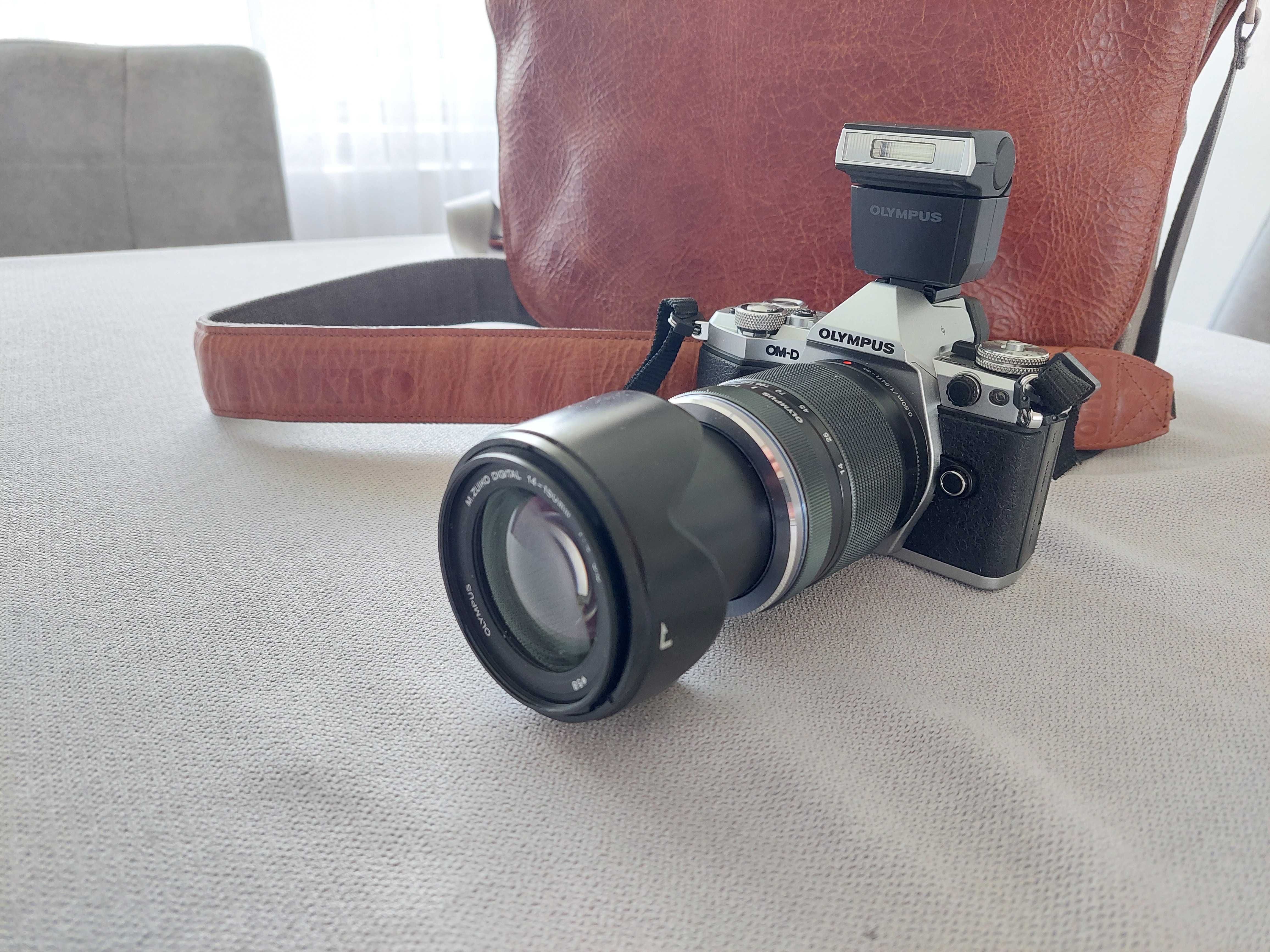 Aparat Olympus OMD E-M5 II