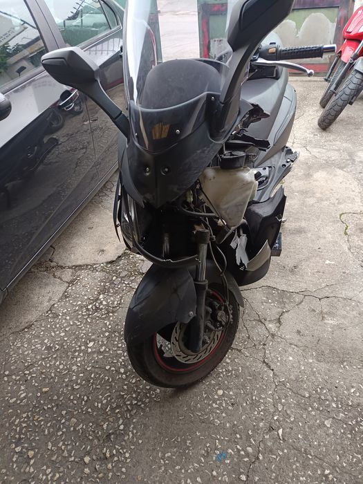 Vendo sym 125  GTS 125 evo