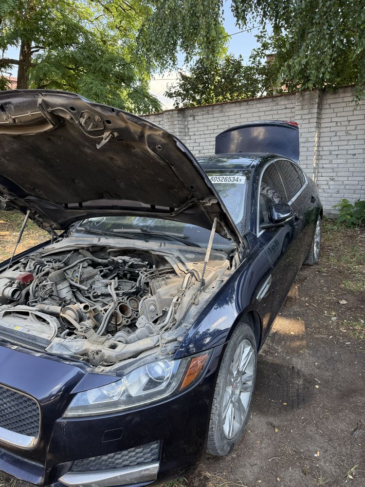 Jaguar XF 2016r USA na części