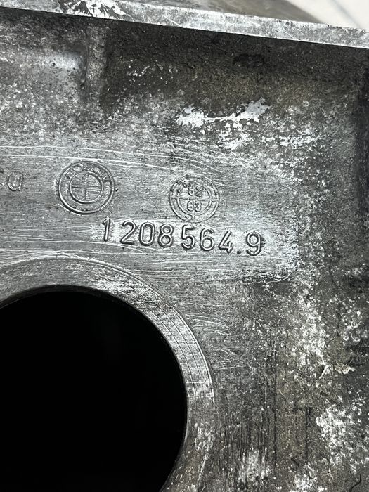 Dzwon skrzyni BMW E24 E28 E23 E30 M3 Getrag 265 Dogleg 262 Overdrive