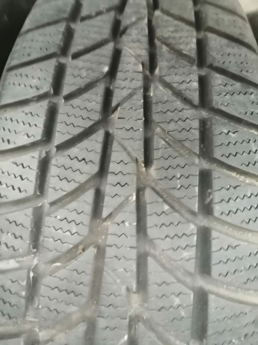 Резина Р-15 и диски 4х 100   5х114.3 и колпаки