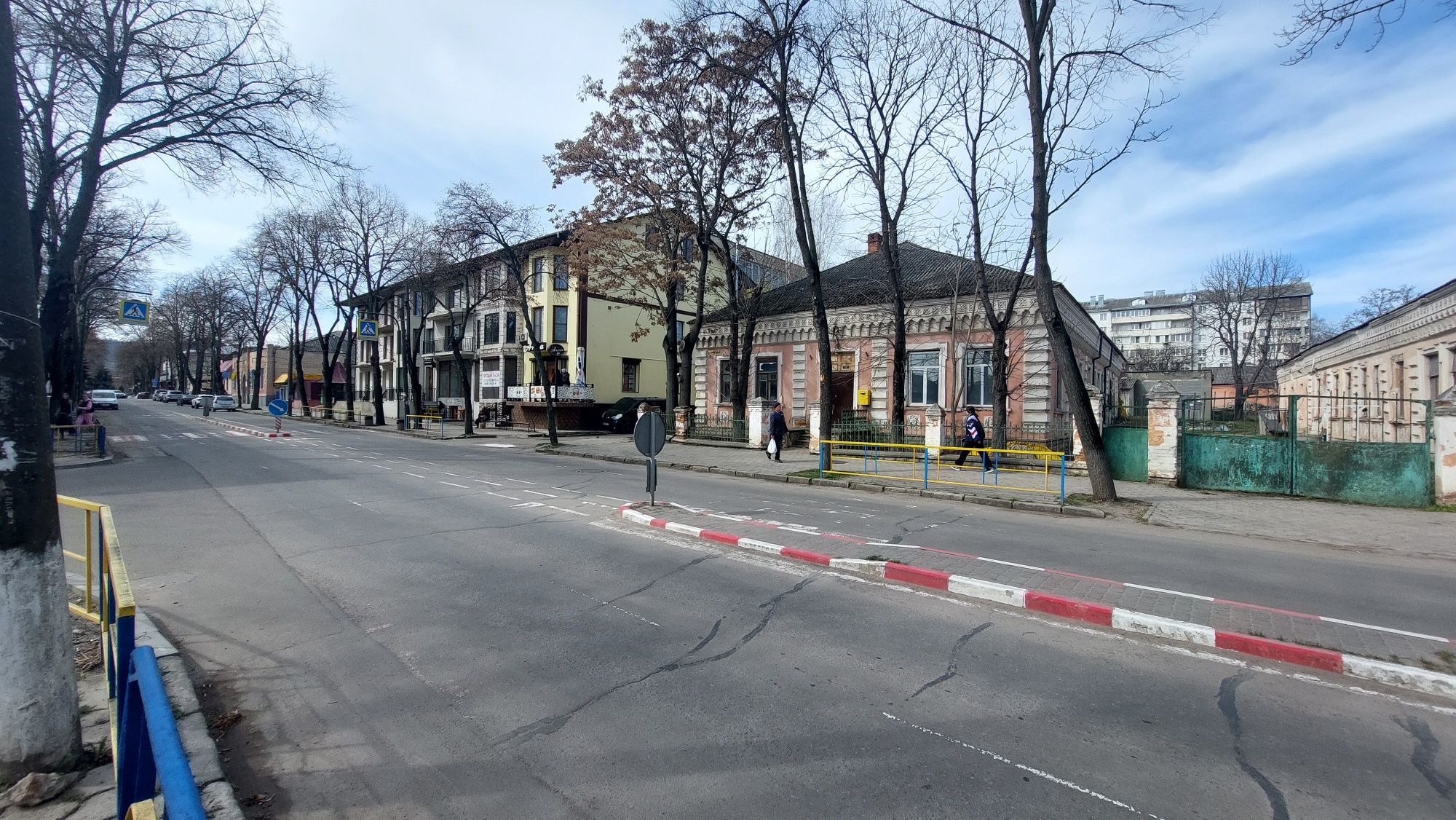 Продам квартири. Вул.Київська,41.
