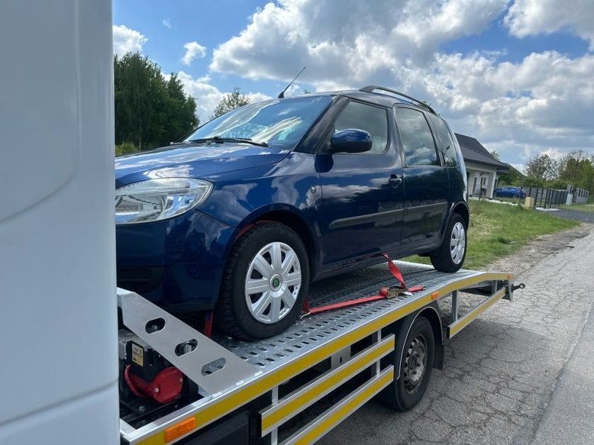 Wypożyczalnia wynajem autolaweta lawety busy minikoparka