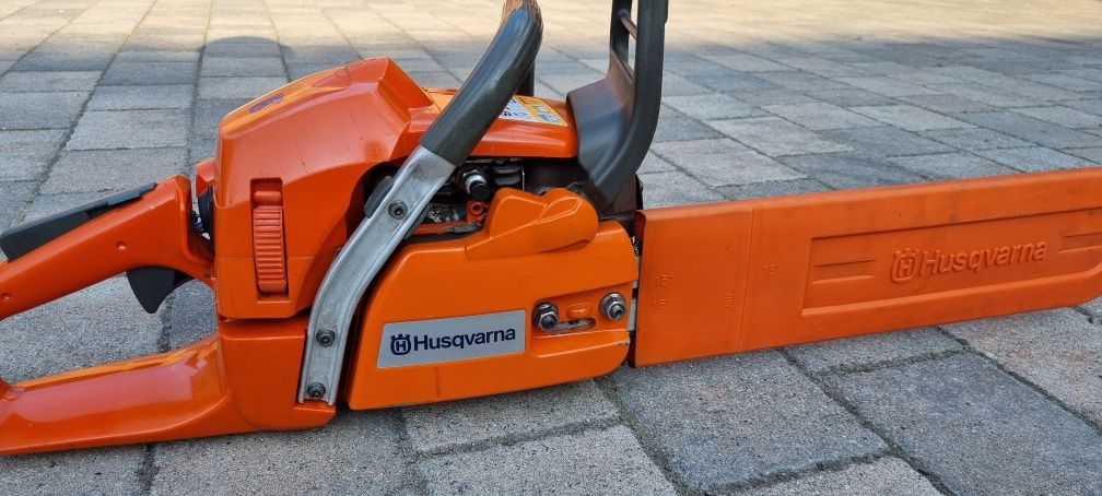 Sprzedam profesjonalną piłę husqvarna 353  Moc 3.3 KM super stan