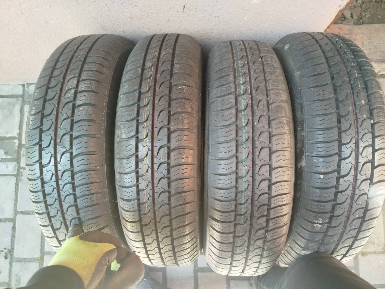 Резина 175/80/R14