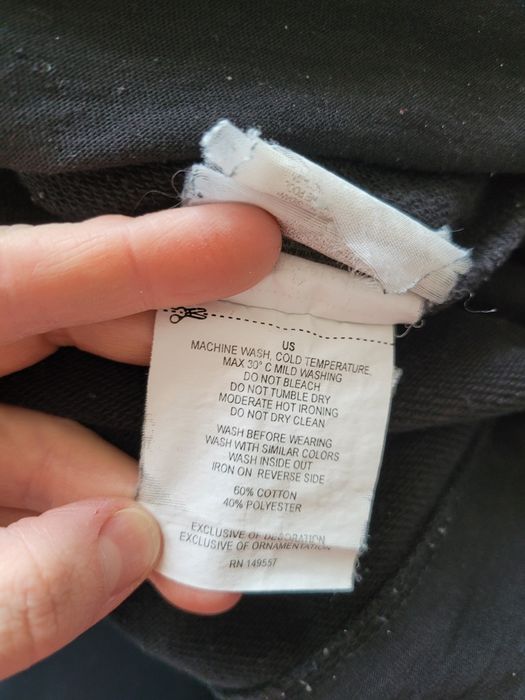 Czarna męska gładka dłuższa bluzka na długi rękaw New Yorker XL