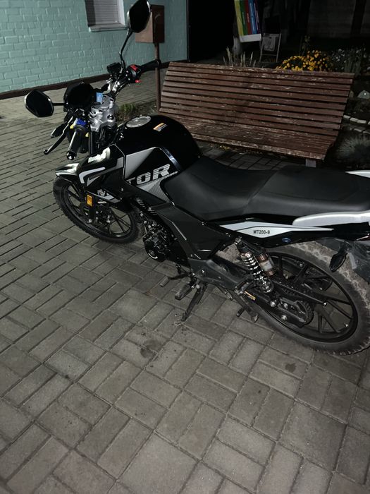 Mustang mt 200-09 2025