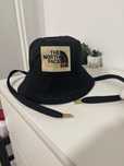 Bucket preto da Gucci
