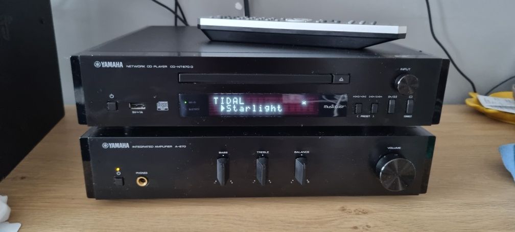 Yamaha MCR-670D Music Cast