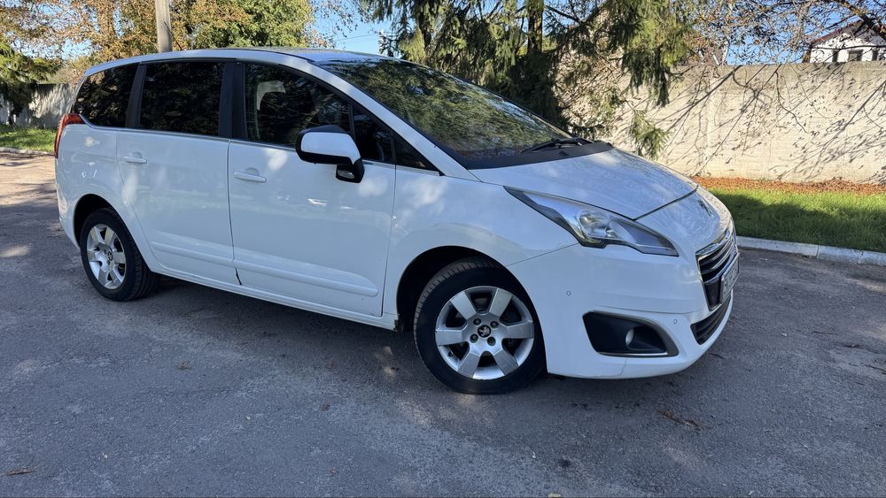 Продам Автомобіль Peugeot 5008