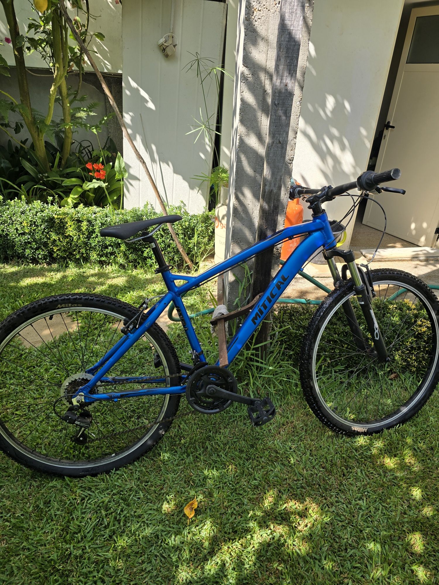Bicicleta Mitical Trail 10