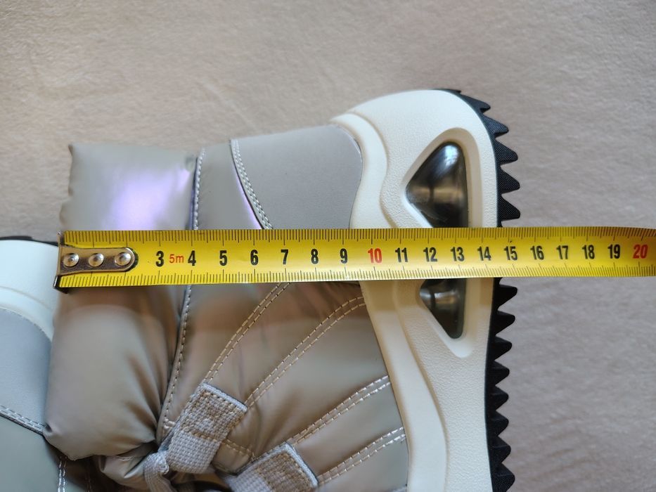 Skechers Uno кросівки, черевики дутики жіночі скечерс.