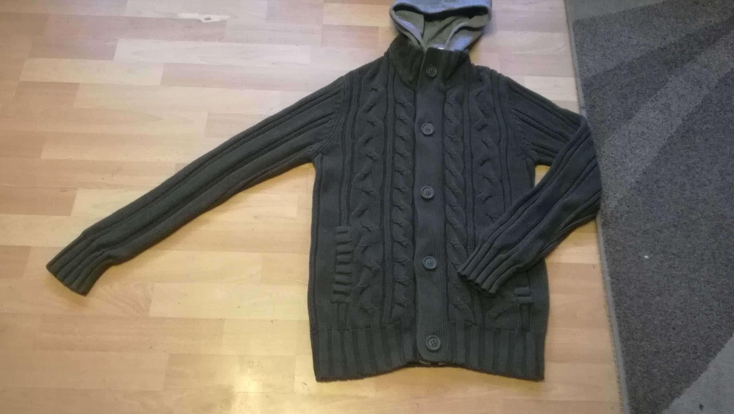 Damski ciepły sweter PUMA r.L kaptur stan bardzo dobry