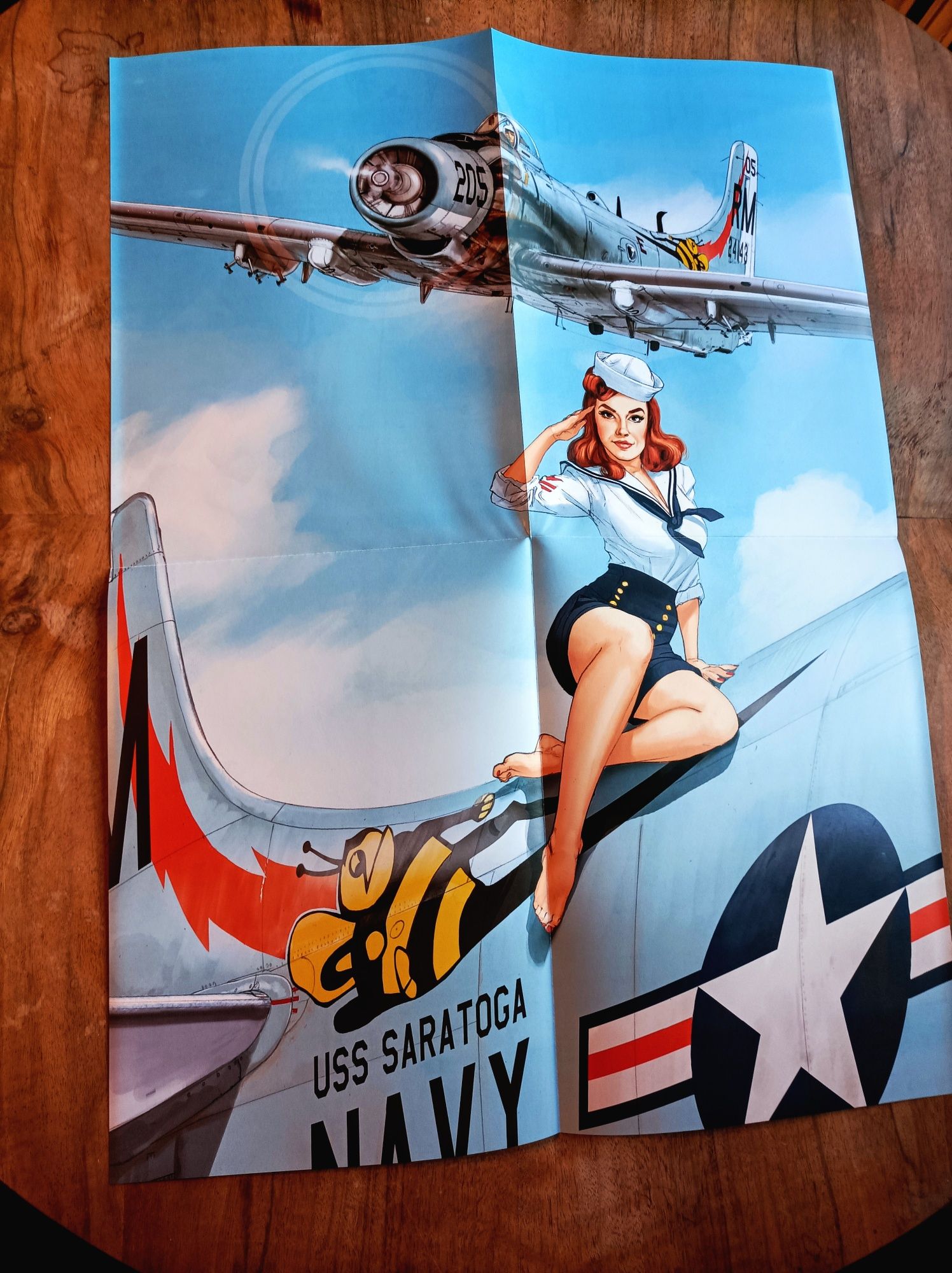 Pin-Up Wings - Hugault. Artbook. Biały kruk! Komiks nowy!