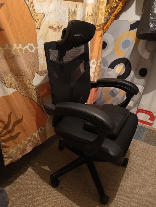 Fotel komputerowy Huzaro Combat