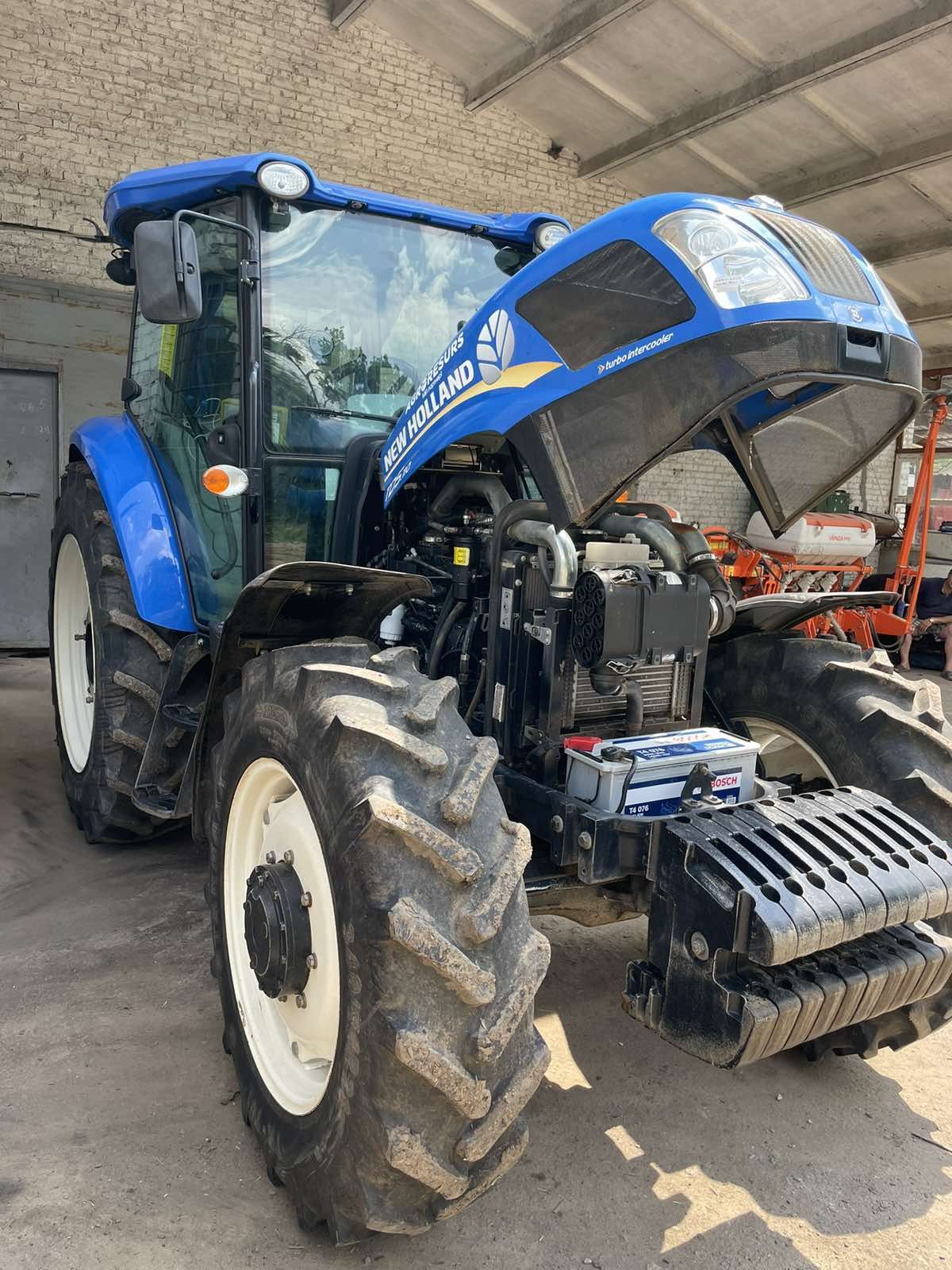 Продам New HOLLAND