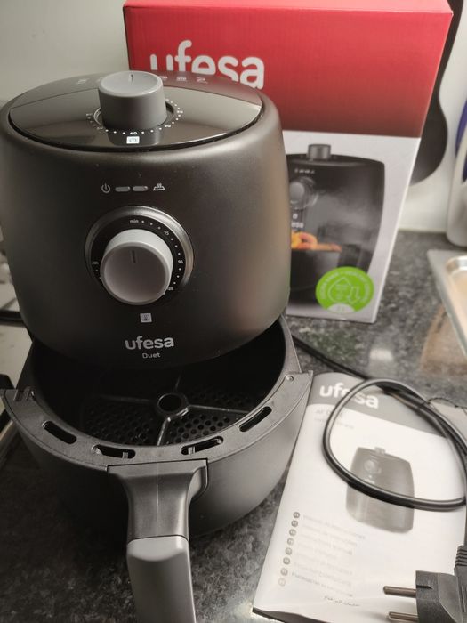 Fritadeira Airfryer Ufesa 2L