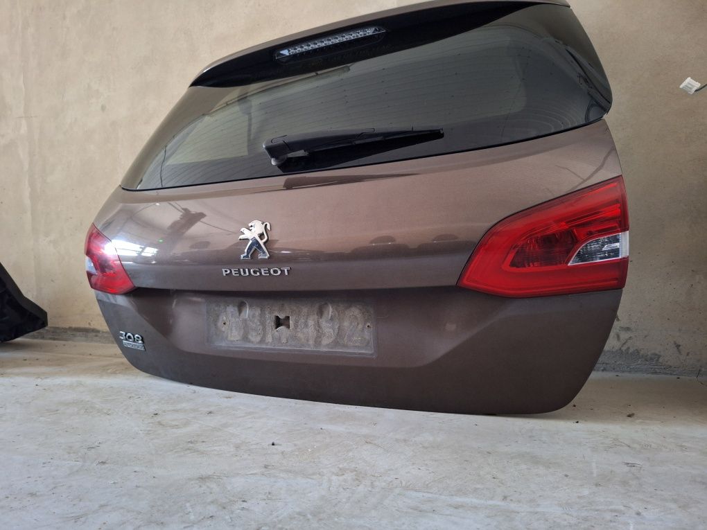Klapa bagażnika Peugeot 308 T9 sw 15r kcmd